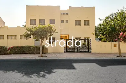 Villa - 5 Bedrooms - 7 Bathrooms for rent in Meadows 6 - Meadows - Dubai