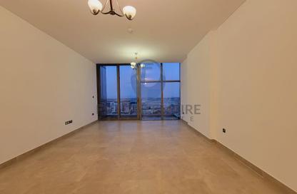 Apartment - 2 Bedrooms - 4 Bathrooms for rent in Airport Road Area - Al Garhoud - Dubai