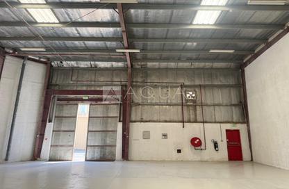 Warehouse - Studio for rent in Phase 1 - Dubai Investment Park (DIP) - Dubai