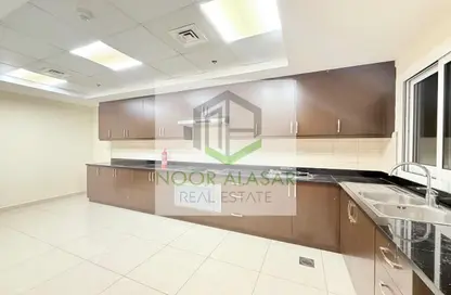 شقة - 3 غرف نوم - 4 حمامات للايجار في برج دوجا - شارع الشيخ زايد - دبي شقة - 3 غرف نوم - 4 حمامات للايجار في برج دوجا - شارع الشيخ زايد - دبي