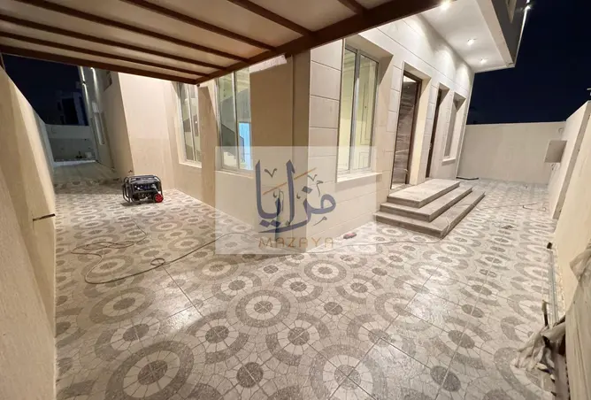 157443801 - Property Image 2