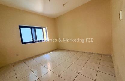 Apartment - 1 - 1 for rent in Dar Al Aman 33 - Bu Tina - Al Sharq - Sharjah