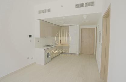 شقة - غرفة نوم - 2 حمامات للايجار في عزيزي ريفييرا 18 - عزيزي ريفيرا - ميدان واحد - ميدان - دبي
