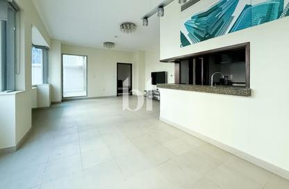 Apartment - 1 Bedroom - 2 Bathrooms for sale in Beauport Tower - Marina Promenade - Dubai Marina - Dubai