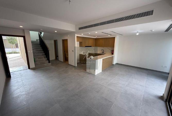 128361915 - Property Image 2