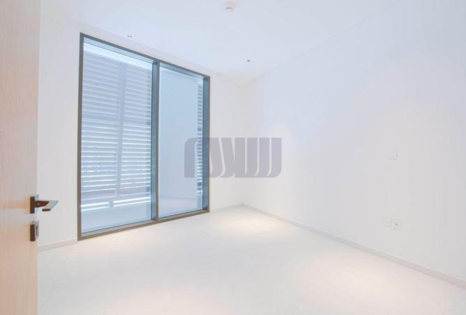 2-bed apartment in Marquise Square Tower — photo 3