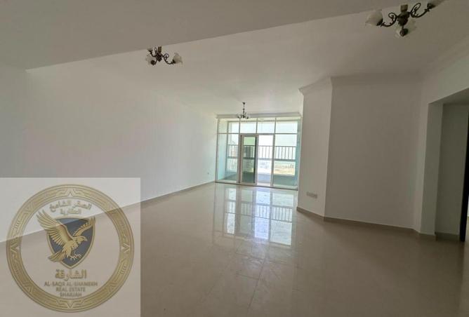 114595932 - Property Image 3
