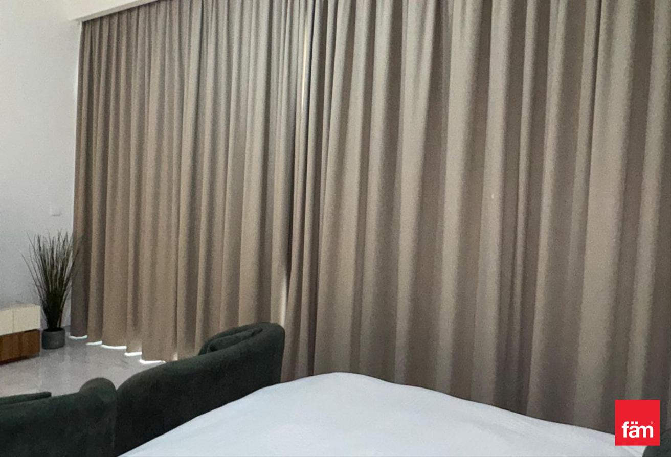 Brand New| Premium furnishing| Vacant photo 5