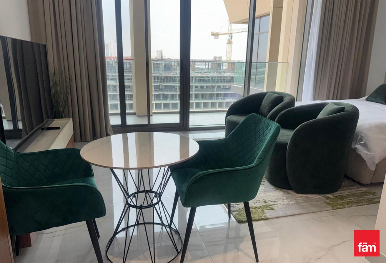 Brand New| Premium furnishing| Vacant photo 7