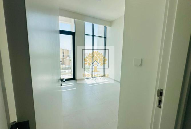 67430846 - صورة العقار 3