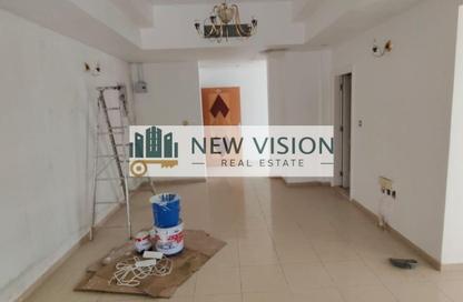 Apartment - 2 - 2 for rent in Safia Tower - Al Majaz 3 - Al Majaz - Sharjah Apartment - 2 - 2 for rent in Safia Tower - Al Majaz 3 - Al Majaz - Sharjah