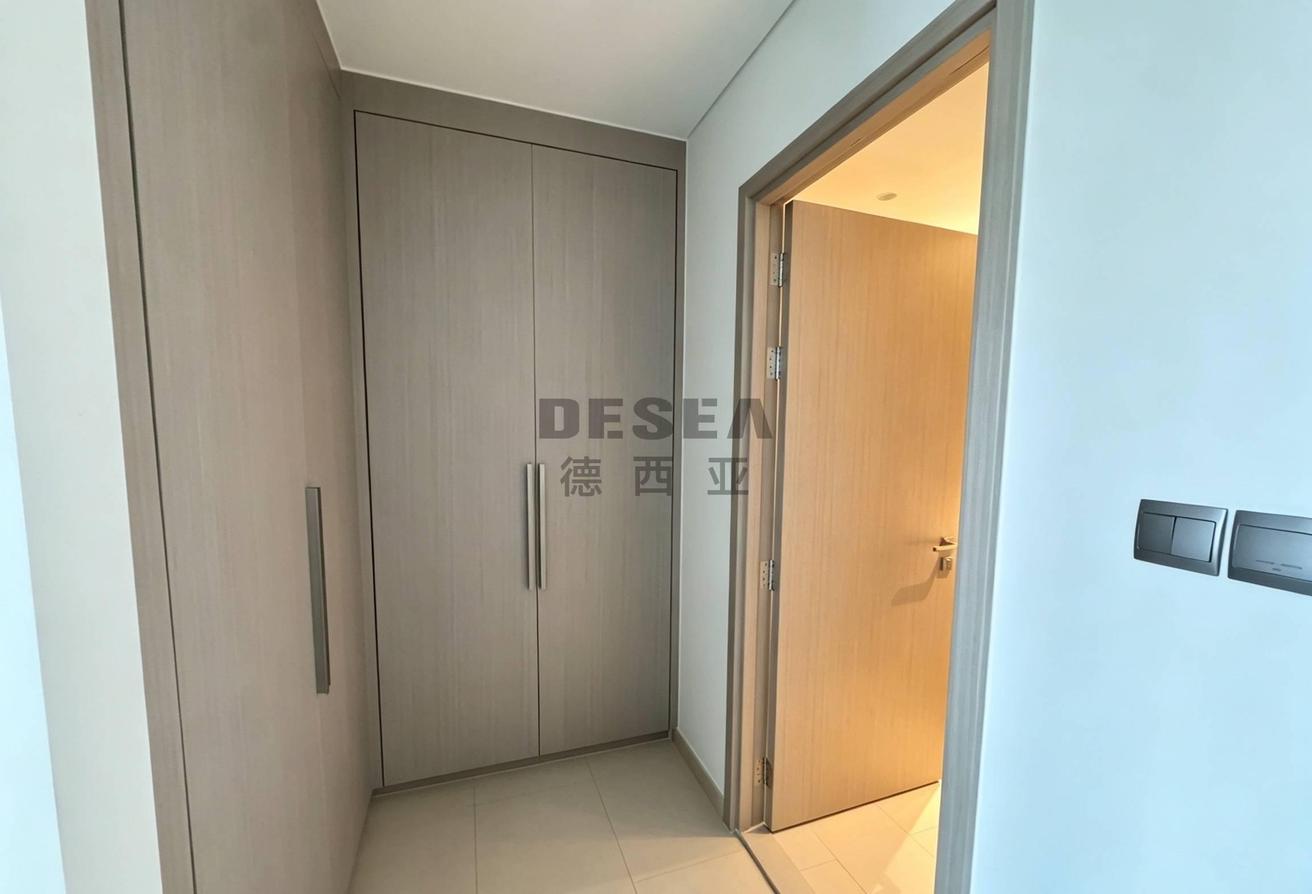 Storage Room | Burj & Fountain View | High Floor photo 10
