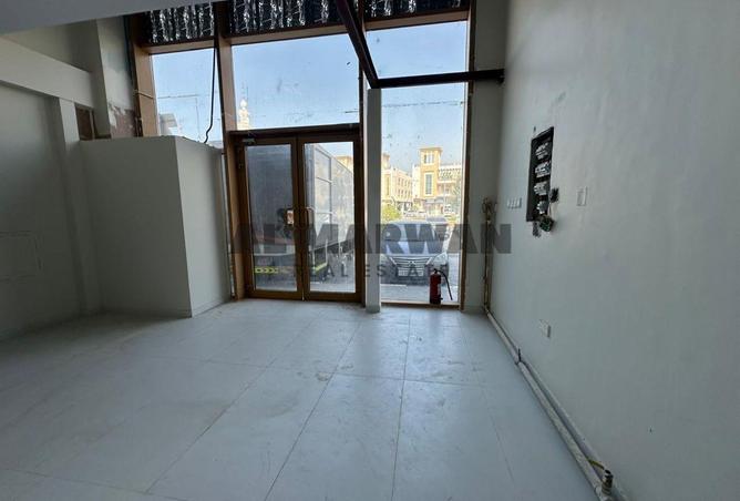 16271001 - Property Image 2