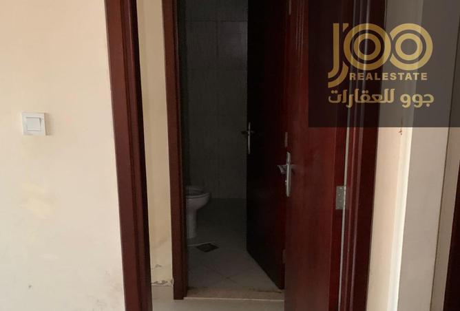 76962315 - Property Image 2