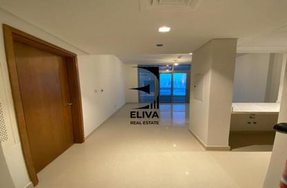 Apartment - 1 Bedroom - 1 Bathroom for rent in Julphar Residence - Al Reem Island - Abu Dhabi
