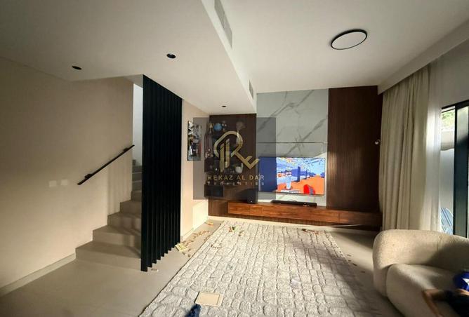 87449092 - Property Image 3