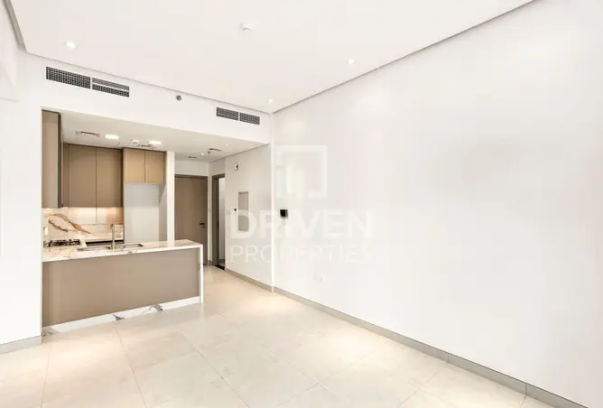 107311615 - Property Image 3