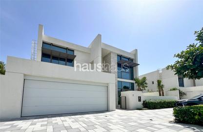 Villa - 4 Bedrooms - 5 Bathrooms for rent in District One Phase III - District One - Mohammed Bin Rashid City - Dubai
