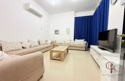 شقة - 2 غرف نوم - 2 حمامات للايجار في مركز محمد بن زايد - مدينة محمد بن زايد - أبوظبي