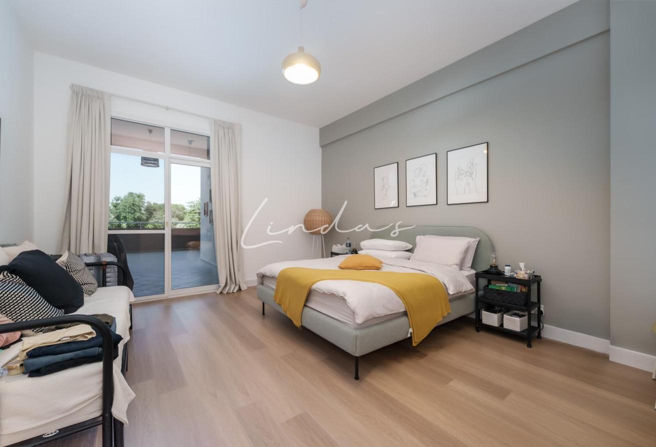 Stunning Lake View | Terraced Apartment | Upgraded photo 11