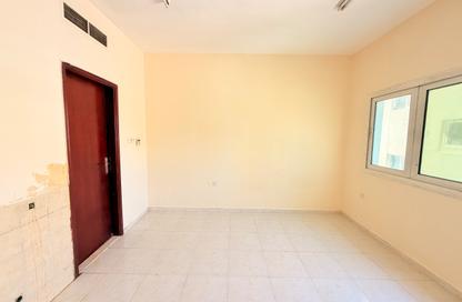 Apartment - Studio - 1 Bathroom for rent in Fire Station Road - Muwaileh - Sharjah Apartment - Studio - 1 Bathroom for rent in Fire Station Road - Muwaileh - Sharjah