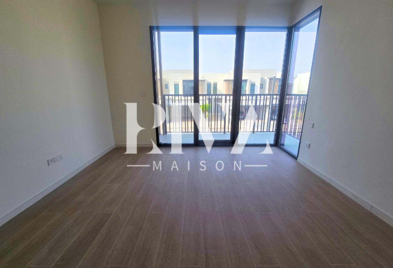 Prime Location | Corner Plot | Single Row | Park photo 8