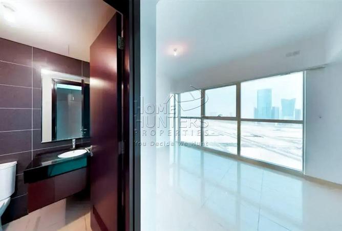 73854258 - Property Image 3