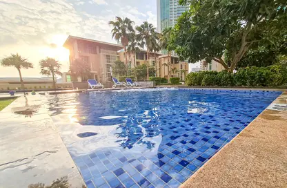 Apartment - 2 Bedrooms - 3 Bathrooms for rent in Burooj Views - Marina Square - Al Reem Island - Abu Dhabi