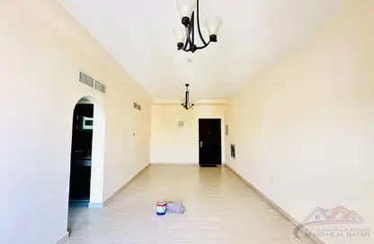 Apartment - 1 Bedroom - 2 Bathrooms for rent in Muwaileh 29 Building - Muwaileh - Sharjah