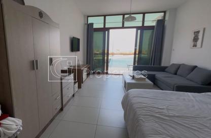 Apartment - Studio - 1 Bathroom for rent in Palm Views East - Palm Views - Palm Jumeirah - Dubai