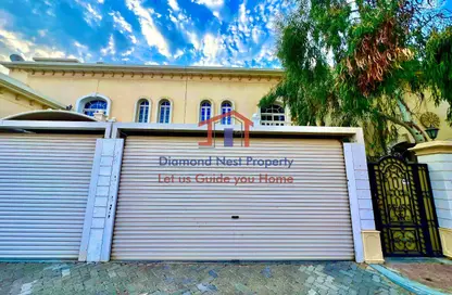 Villa - 5 Bedrooms - 7+ Bathrooms for rent in Al Bateen Villas - Al Bateen - Abu Dhabi