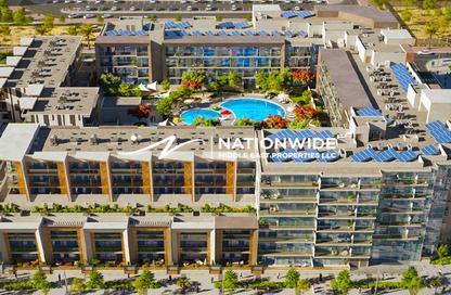 Apartment - 1 - 2 for sale in Plaza - Masdar City - Abu Dhabi