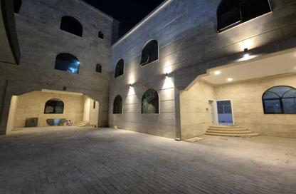 Villa - 5 Bedrooms - 6 Bathrooms for rent in Al Mnaizlah - Falaj Hazzaa - Al Ain Villa - 5 Bedrooms - 6 Bathrooms for rent in Al Mnaizlah - Falaj Hazzaa - Al Ain