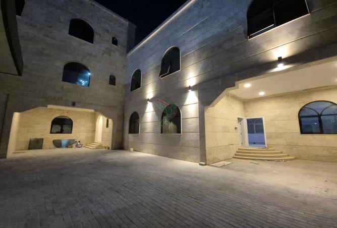 137454232 - الصورة الرئيسية للعقار