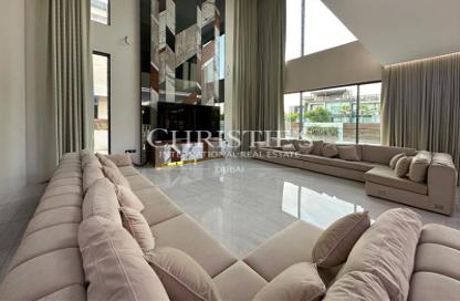 Villa - 5 - 6 for sale in The Fairway - Dubai Hills Estate - Dubai Villa - 5 - 6 for sale in The Fairway - Dubai Hills Estate - Dubai