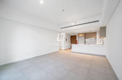Apartment - 2 Bedrooms - 2 Bathrooms for rent in Al Jazi 2 - Madinat Jumeirah Living - Umm Suqeim - Dubai