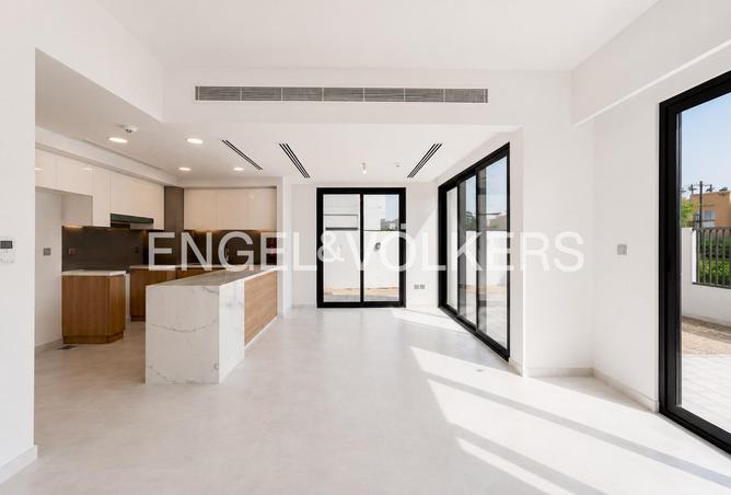 102834648 - Property Image 2