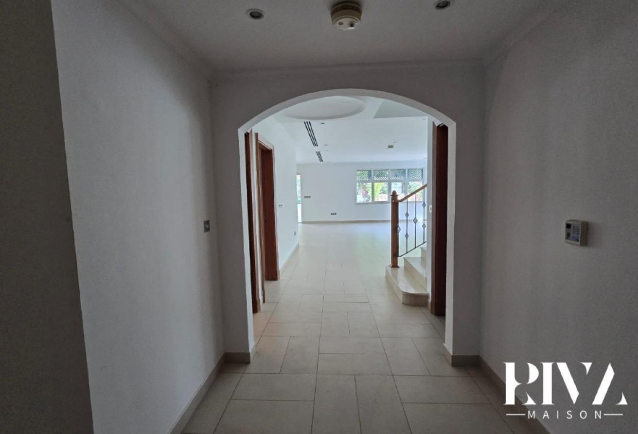 Upgraded Villa| Private Pool | Vacant | JP photo 14