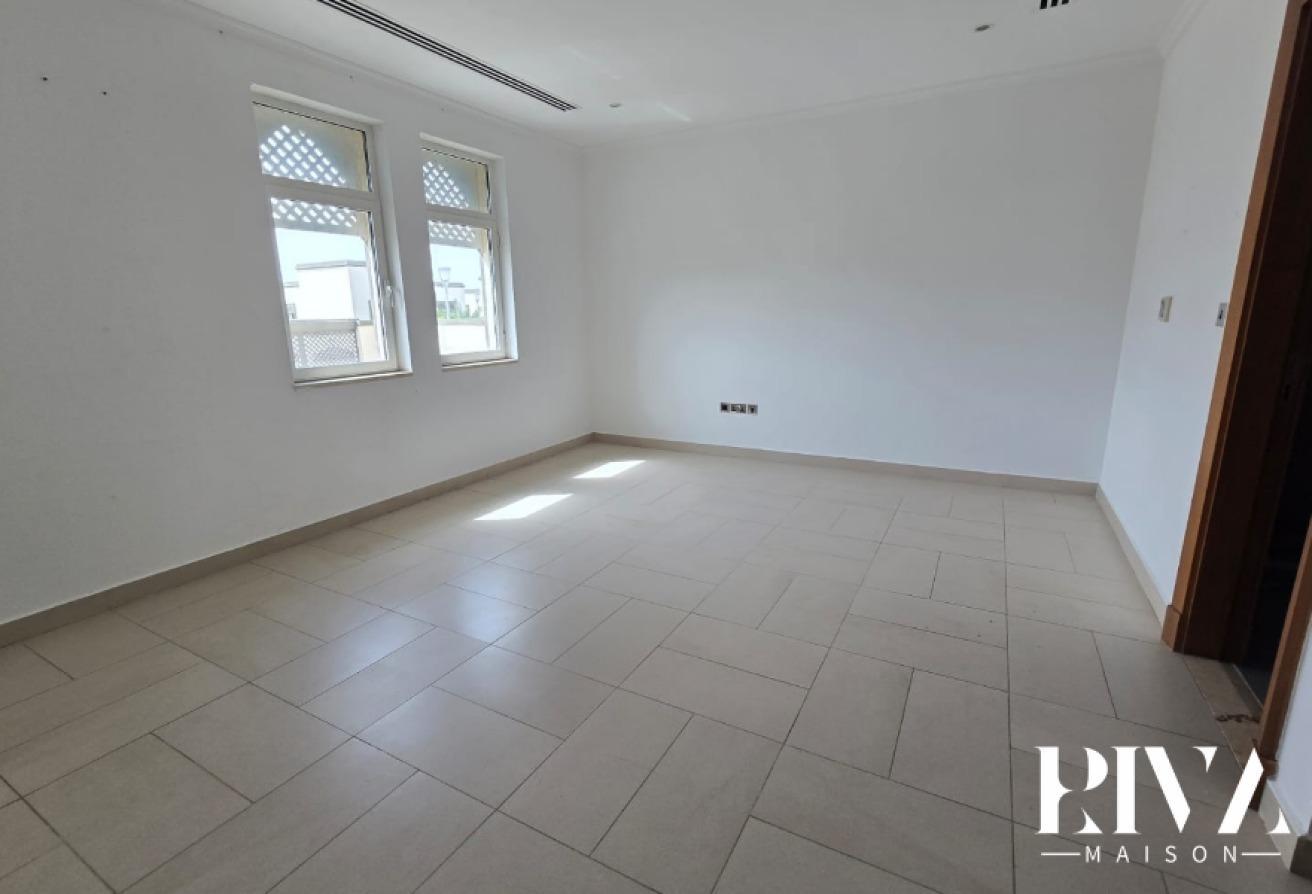 Upgraded Villa| Private Pool | Vacant | JP photo 13
