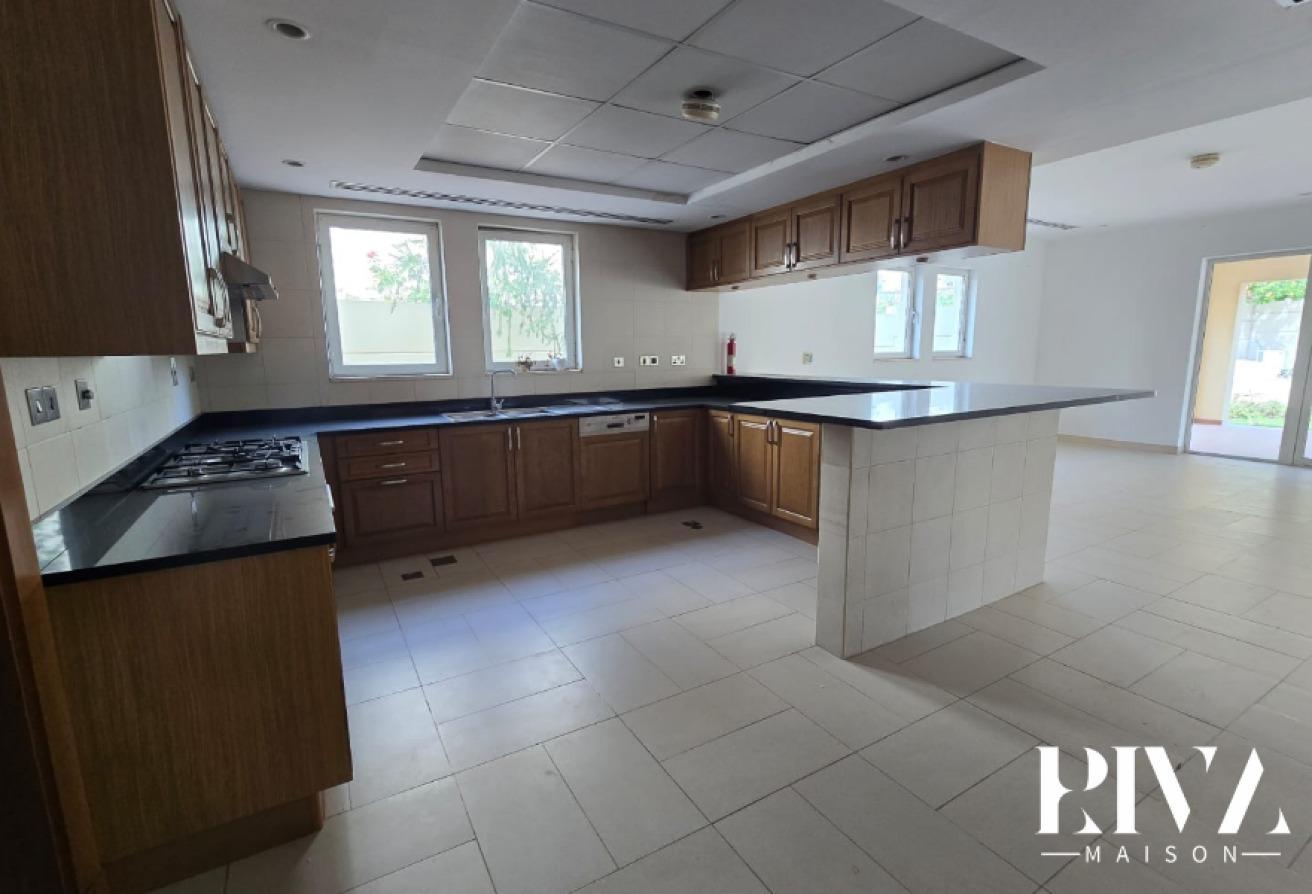 Upgraded Villa| Private Pool | Vacant | JP photo 19