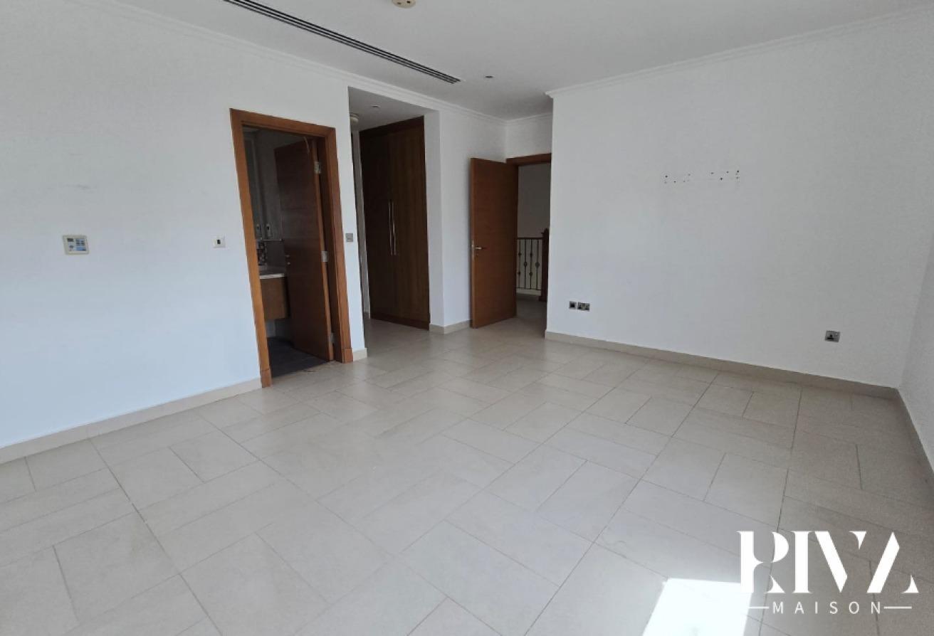 Upgraded Villa| Private Pool | Vacant | JP photo 12