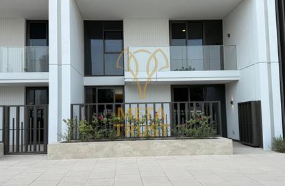 Apartment - 3 Bedrooms - 4 Bathrooms for rent in Palace Beach Residence Podium - Emaar Beachfront - Dubai Harbour - Dubai