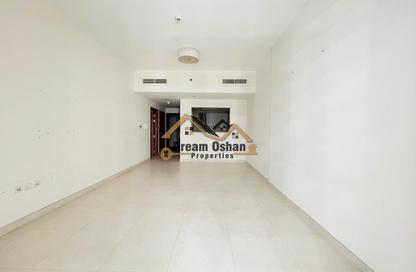 Apartment - 1 Bedroom - 2 Bathrooms for rent in Al Waleed Garden 1 - Al Waleed Garden - Al Jaddaf - Dubai