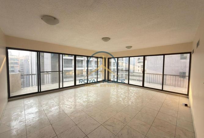 69892627 - Property Image 2