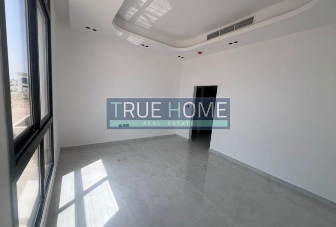 105545260 - Property Image 3