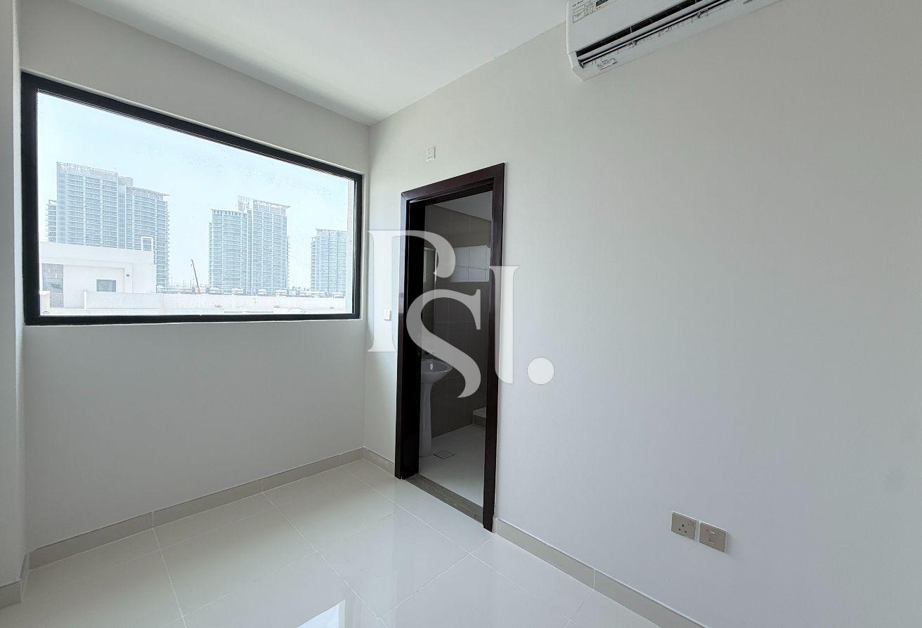 Brand New | Corner Unit | Single Row photo 24