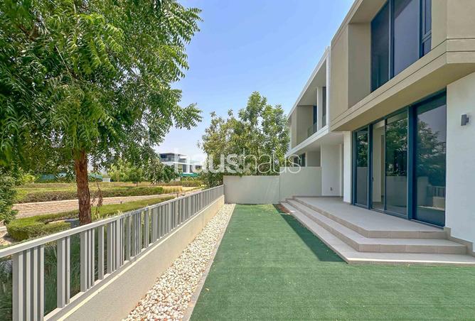 127025199 - Property Image 2