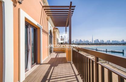 Villa - 5 Bedrooms - 6 Bathrooms for rent in Sur La Mer 1 - Sur La Mer - Jumeirah 1 - Jumeirah - Dubai Villa - 5 Bedrooms - 6 Bathrooms for rent in Sur La Mer 1 - Sur La Mer - Jumeirah 1 - Jumeirah - Dubai