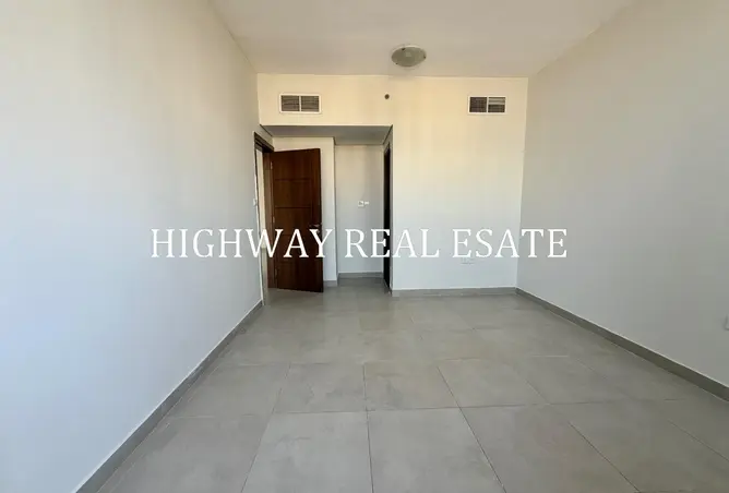 155563629 - Property Image 3