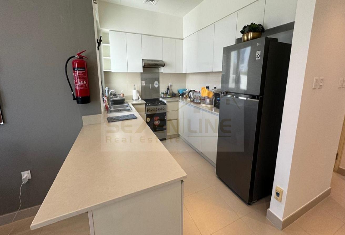 Fully Furnished| Prime Location | Corner Unit photo 4